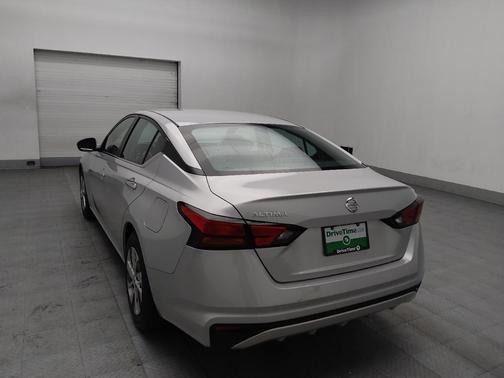 2022 Nissan Altima S FWD
