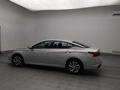 2022 Nissan Altima S FWD