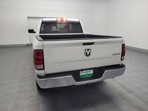 2019 RAM 1500 SLT