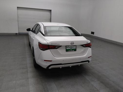 White 2022 Nissan Sentra SV