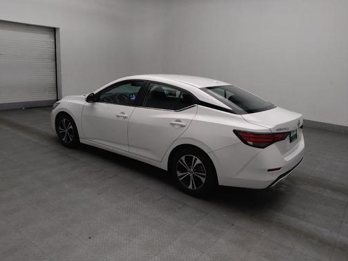 White 2022 Nissan Sentra SV