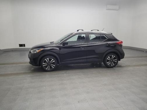 Super Black 2019 Nissan Kicks SV