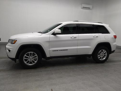 Bright White Clearcoat 2018 Jeep Grand Cherokee Laredo E