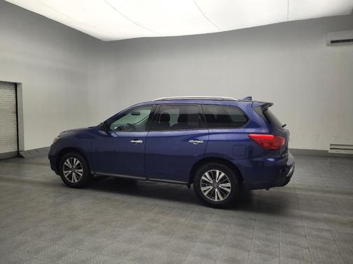 2019 Nissan Pathfinder SV