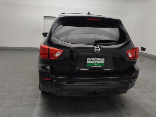 Magnetic Black Pearl 2020 Nissan Pathfinder SL 2WD