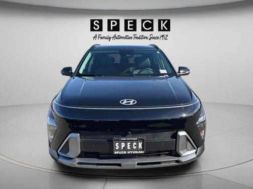 Abyss Black Pearl 2026 Hyundai KONA Limited