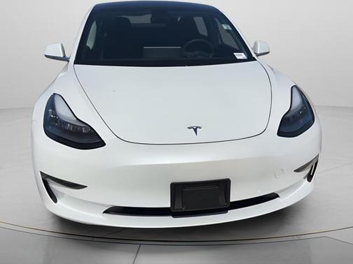 White 2019 Tesla Model 3 Mid Range
