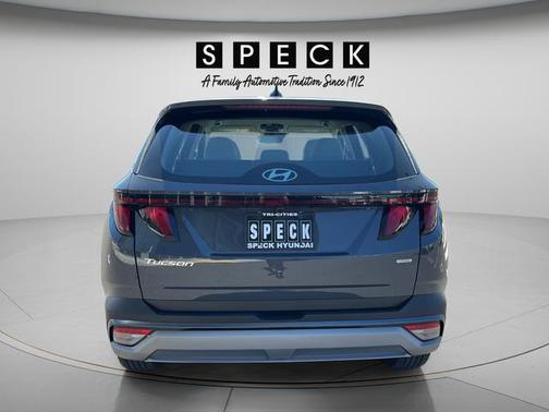 Gray 2026 Hyundai TUCSON SE