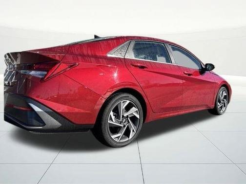 2025 Hyundai ELANTRA HEV Limited