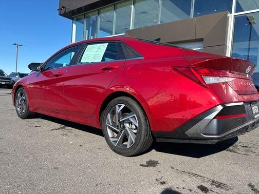 2025 Hyundai ELANTRA HEV Limited