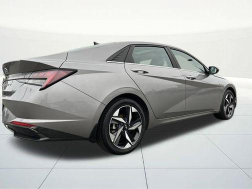 2022 Hyundai ELANTRA HEV Limited