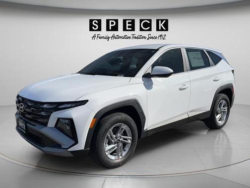 White Pearl 2026 Hyundai TUCSON SE