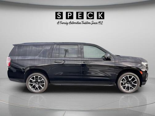 Black 2024 Chevrolet Suburban RST