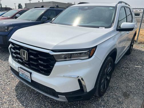 2023 Honda Pilot Touring