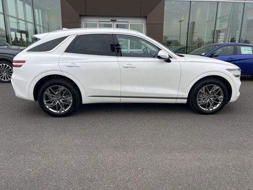 2025 Genesis GV70 2.5T
