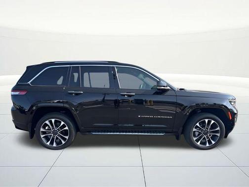 2023 Jeep Grand Cherokee Overland