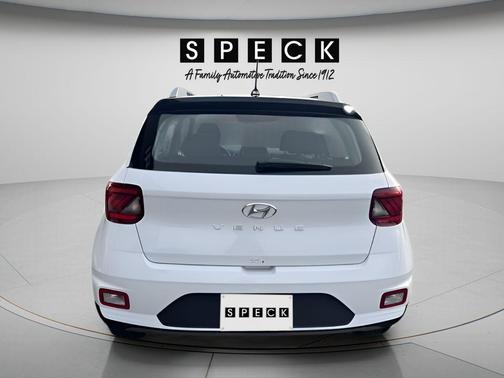 Lunar White 2026 Hyundai VENUE SEL