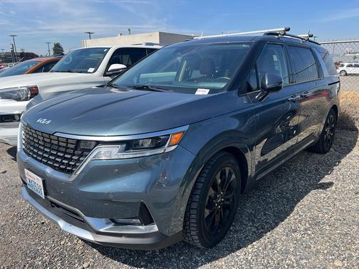 Astra Blue 2022 Kia Carnival SX