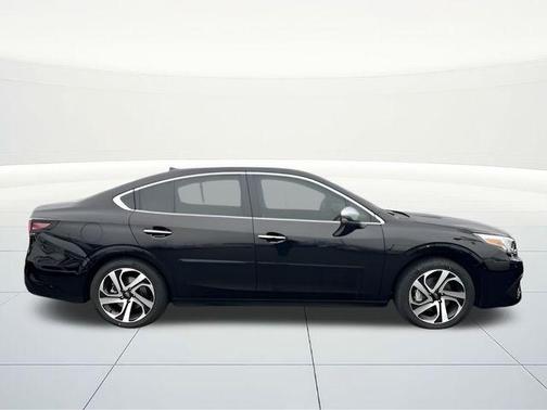 Crystal Black Silica 2022 Subaru Legacy Touring XT