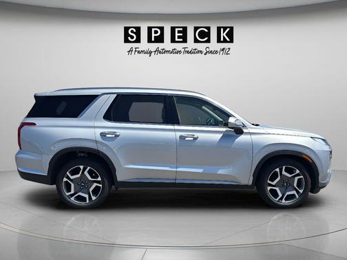 Silver 2023 Hyundai PALISADE Limited