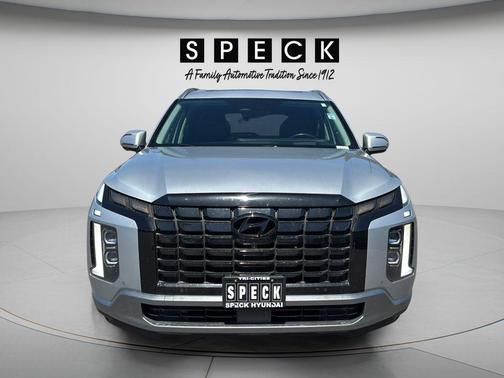 Silver 2023 Hyundai PALISADE Limited