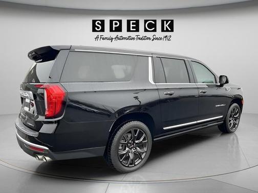 Onyx Black 2024 GMC Yukon XL Denali