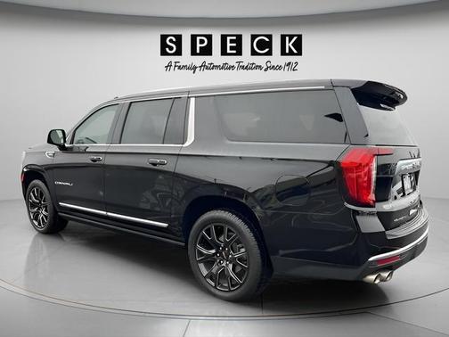 Onyx Black 2024 GMC Yukon XL Denali