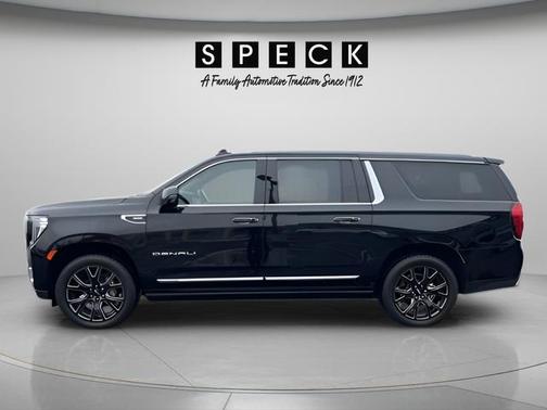Onyx Black 2024 GMC Yukon XL Denali