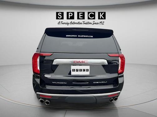 Onyx Black 2024 GMC Yukon XL Denali
