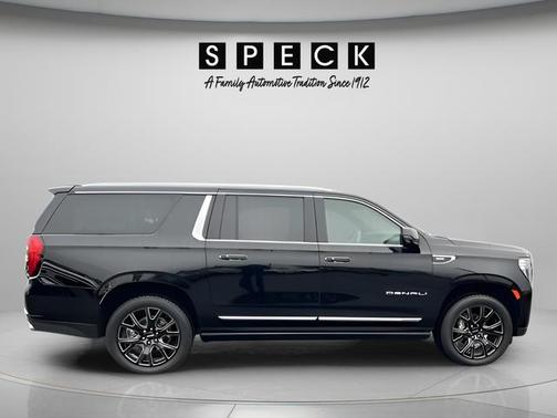 Onyx Black 2024 GMC Yukon XL Denali