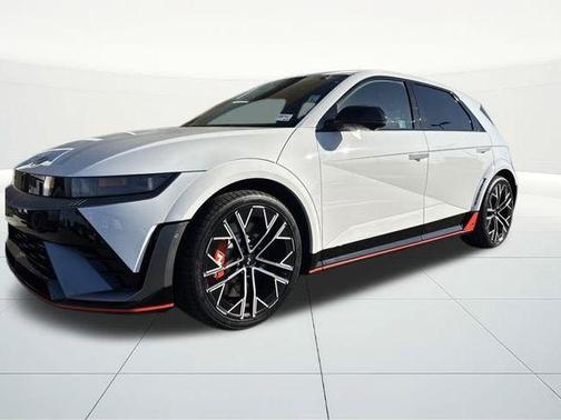 2025 Hyundai IONIQ 5 BASE