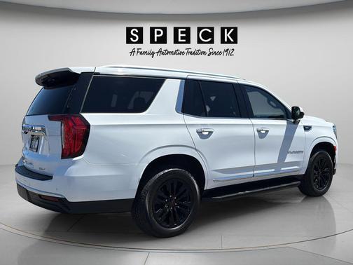 Summit White 2022 GMC Yukon SLT