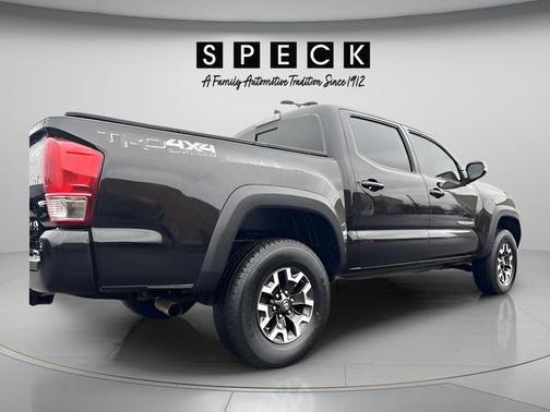 2017 Toyota Tacoma SR5