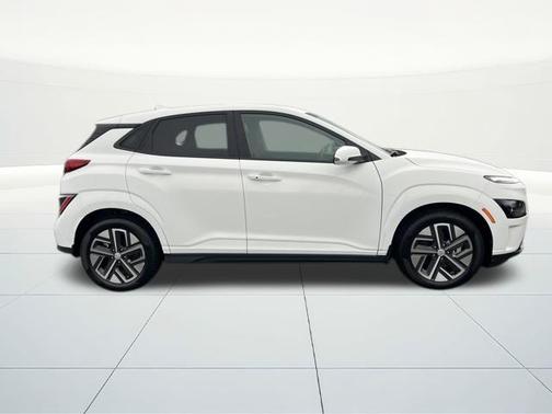 2023 Hyundai KONA EV SE