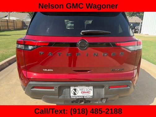 Scarlet Ember Tintcoat 2022 Nissan Pathfinder SV 4WD