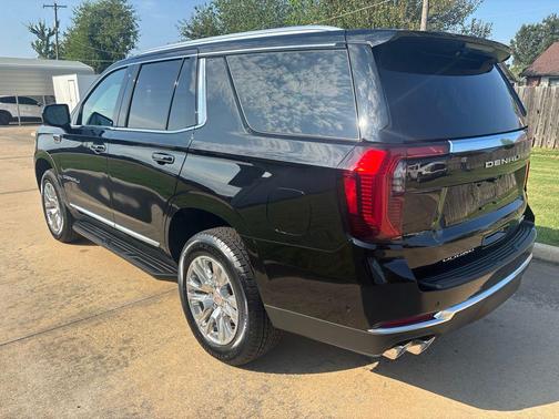 Onyx Black 2027 GMC Yukon Denali