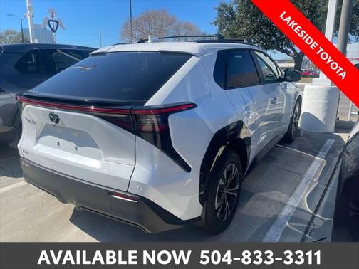 2025 Toyota bZ4X XLE