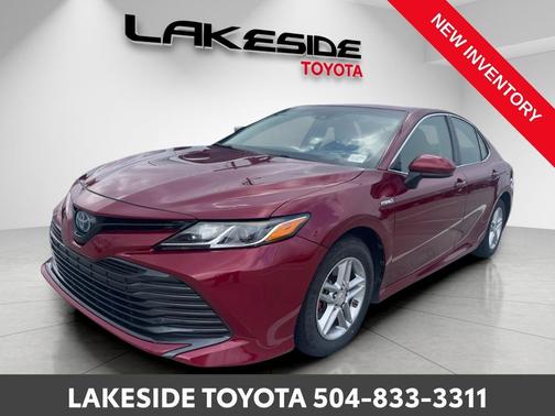 2019 Toyota Camry Hybrid LE