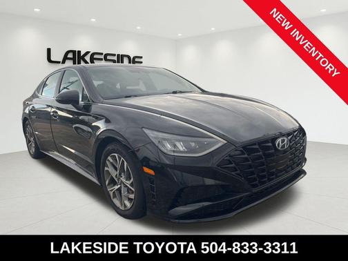 Phantom Black 2022 Hyundai SONATA SEL