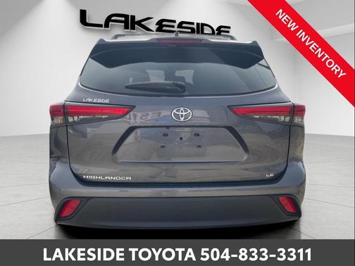 2023 Toyota Highlander LE
