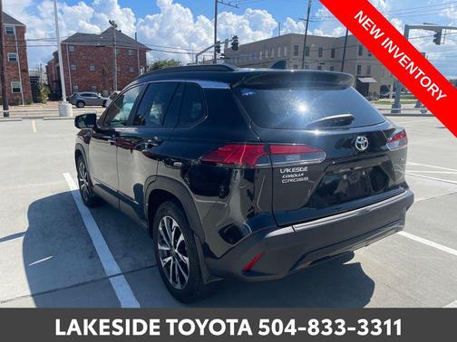 2022 Toyota Corolla Cross XLE