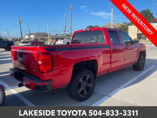 2018 Chevrolet Silverado 1500 Custom