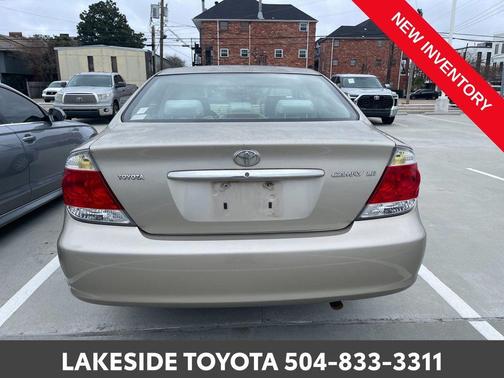 2006 Toyota Camry LE