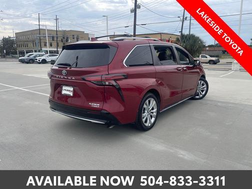 2021 Toyota Sienna Platinum 7 Passenger