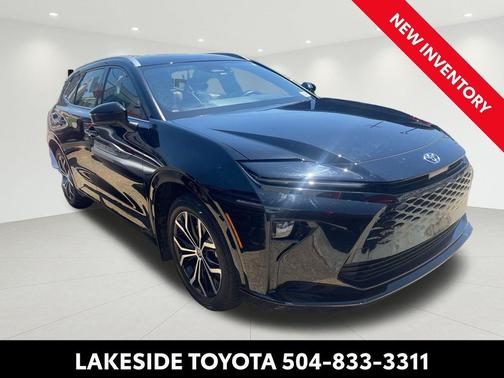 Black 2025 Toyota Crown Signia XLE