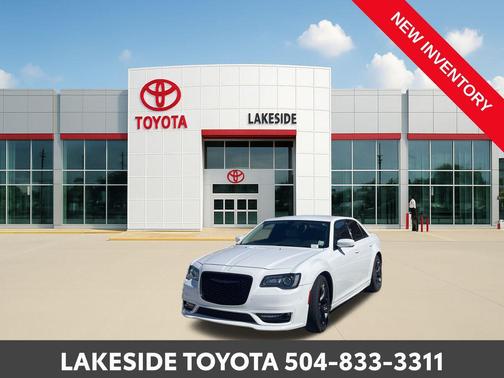 2021 Chrysler 300 Touring