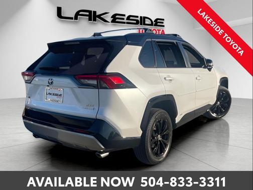 2023 Toyota RAV4 Hybrid SE