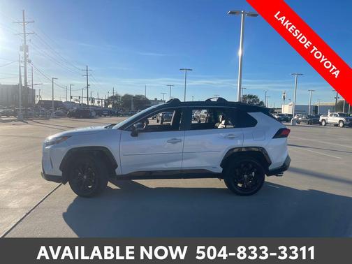 2023 Toyota RAV4 Hybrid SE