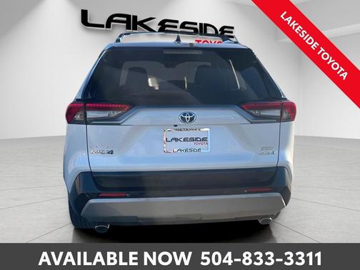 2023 Toyota RAV4 Hybrid SE