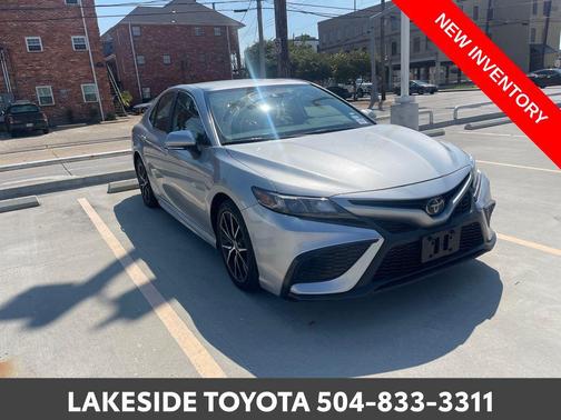 2023 Toyota Camry SE